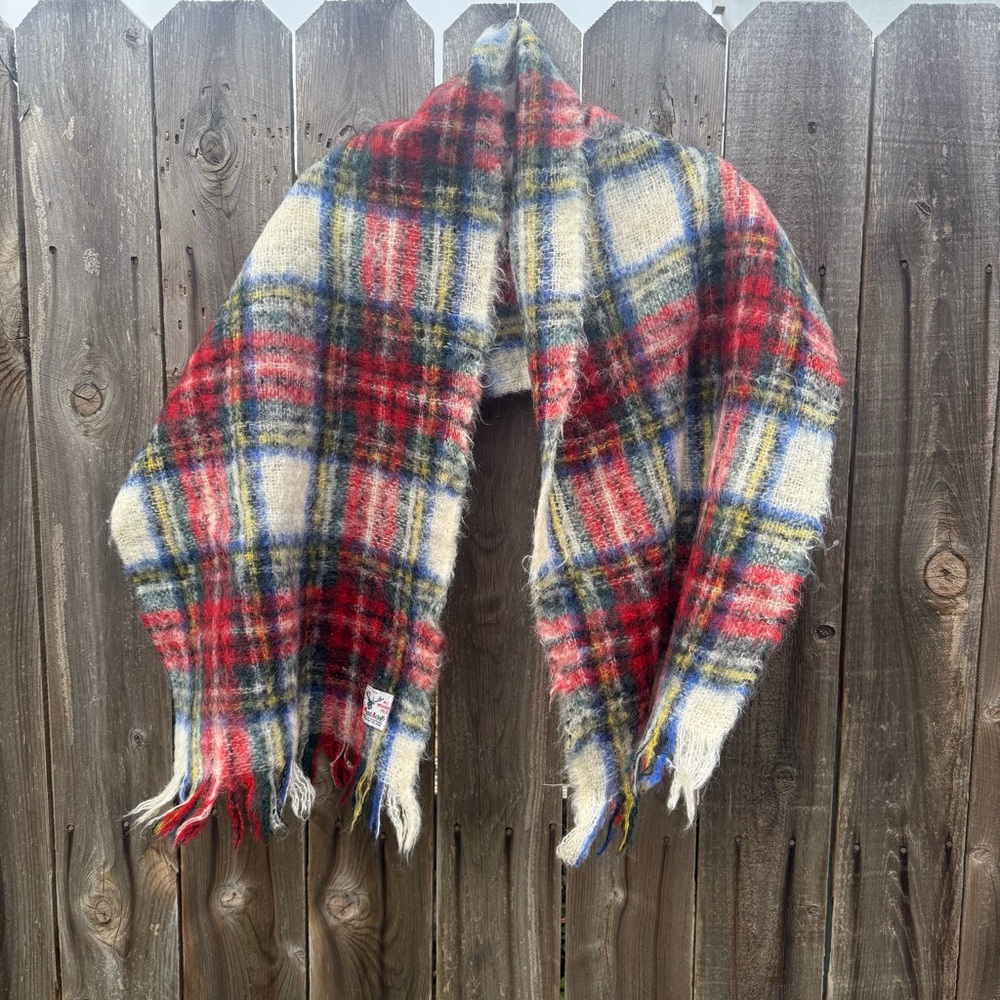 VTG Hand Acraft Mohair Pile Wool Plaid Scarf Made Scotland Plaid Fringed 60”x18”